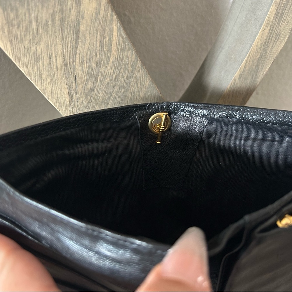 ⚜️🖤Vintage Chanel Timeless Clutch Wallet Crossbody Chain 2way wristlet - Picture 9 of 16